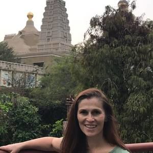 Meet your Posher, Angela